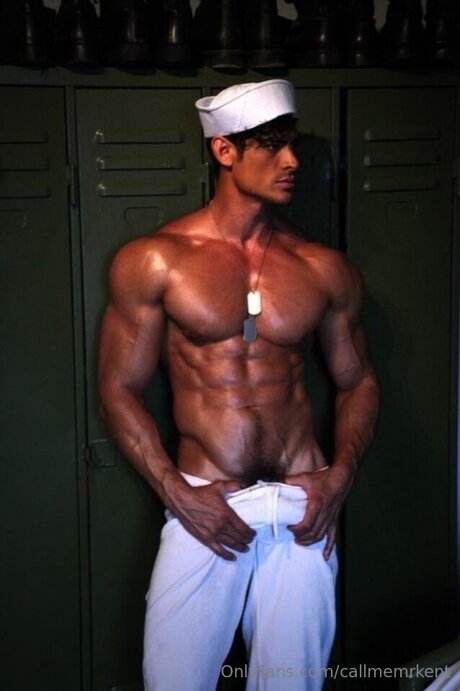 Callmemrkent erotic star pics