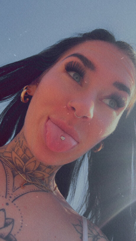 Justineblack pornstar nudes photo