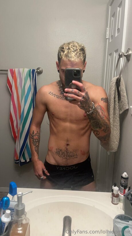 Ftmonlytrans sexy pornstar pic