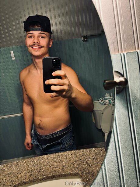 Bluecollar0303 high quality star picture