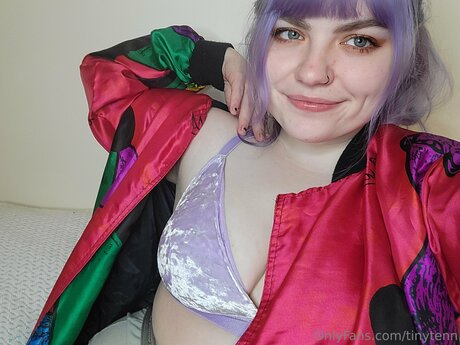 Tinytenn art star img