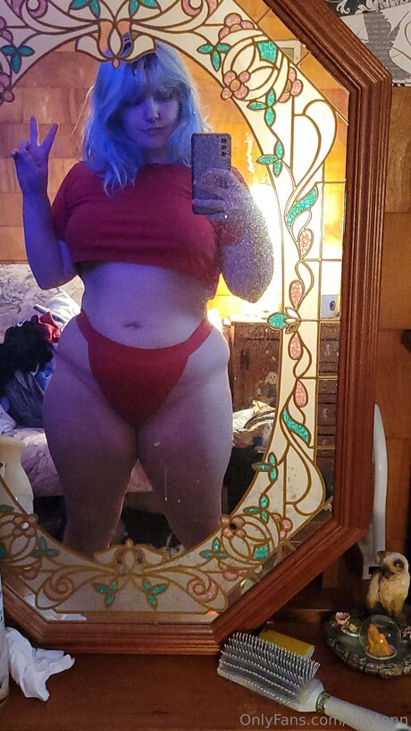 Tinytenn star sexy picture