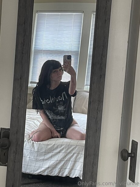 Vividunne star sex photo