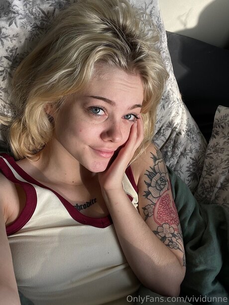 thick ebony onlyfans erotic image