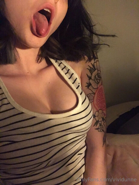 Vividunne star free pictures