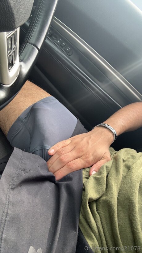 J21078 pornstar high quality img