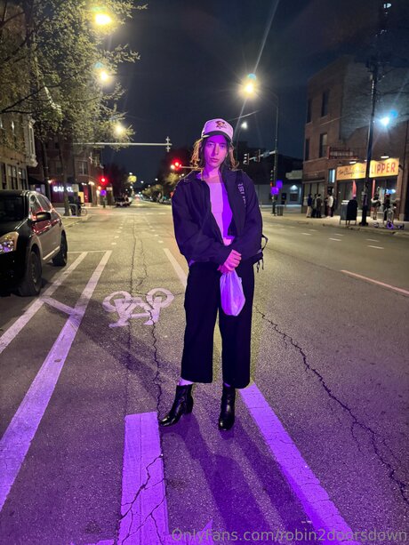 Robin2doorsdown pornographic actress images