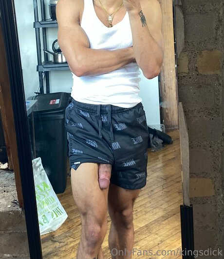 Kingsdick pretty model image