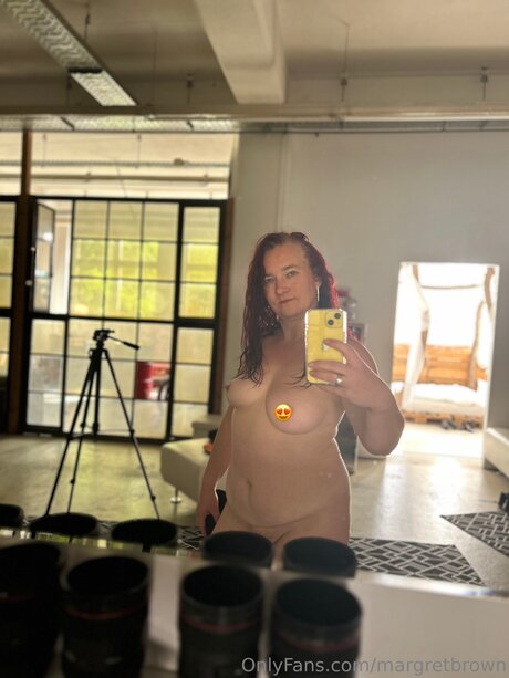 Margretbrown sexy model pictures