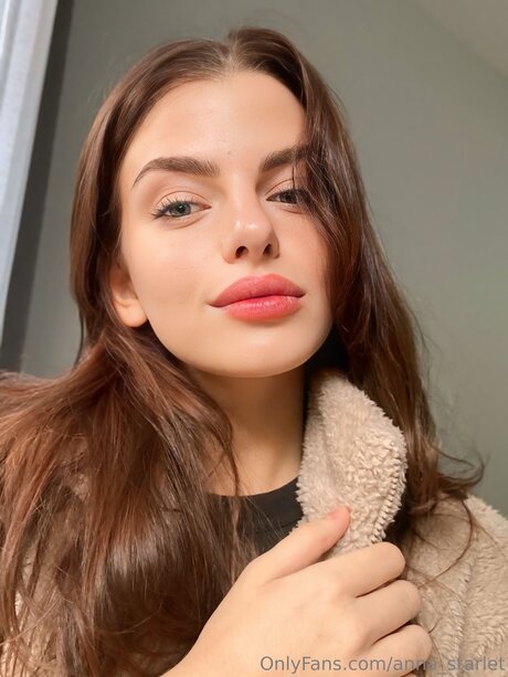 Anna Starlet pornographic model img