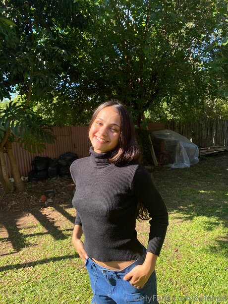 Belenp6 model pornographic images