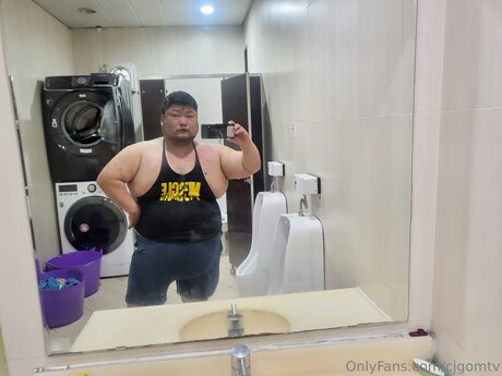 Cjgomtv art model photo