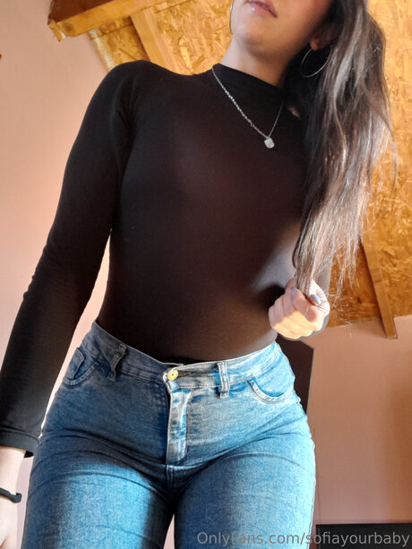 Sofiayourbaby pornstar adult img