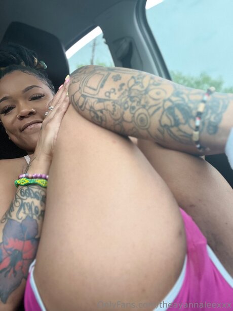 Theayannaleexxx sex model image