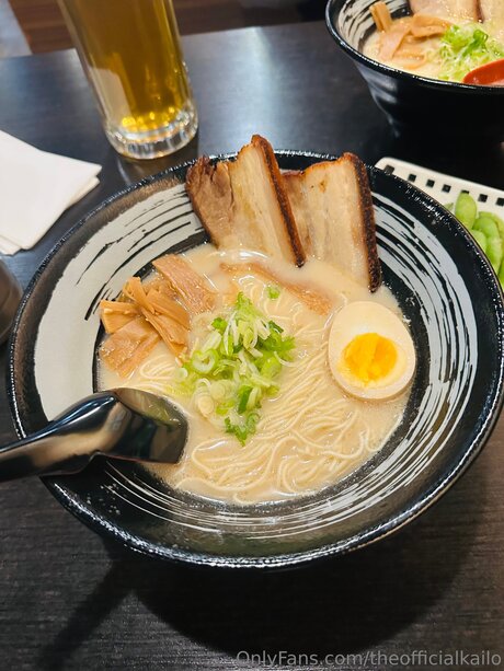 skinny shemale onlyfans pornographic pics