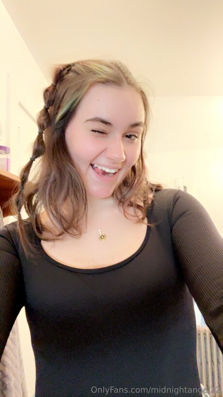 Midnightangel22 nude star pictures