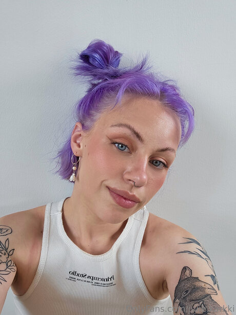 Julie Karkki exclusive model img