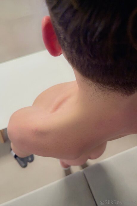 Silkboytwink pretty model gallery