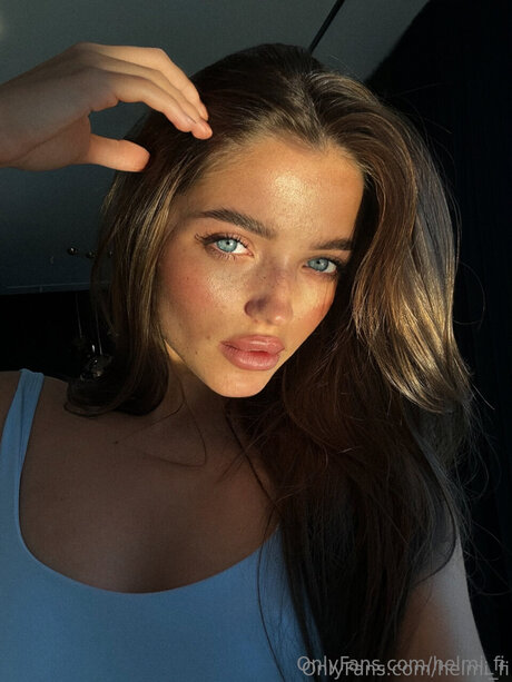 Helmi Fi high quality star image