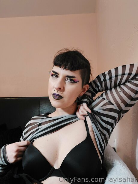 Laylsahar star free picture