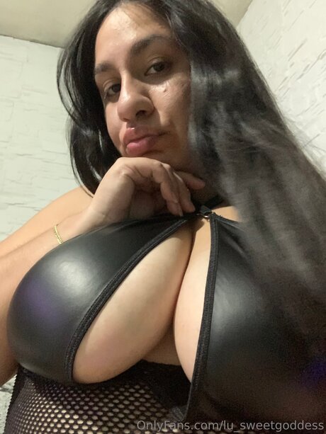 Lu Sweetgoddess sexy actress galleries