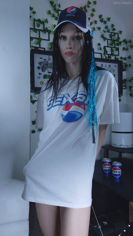 Ninaneers hot star photo