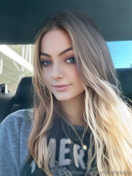 Ashleighxbaby pornographic actress archive