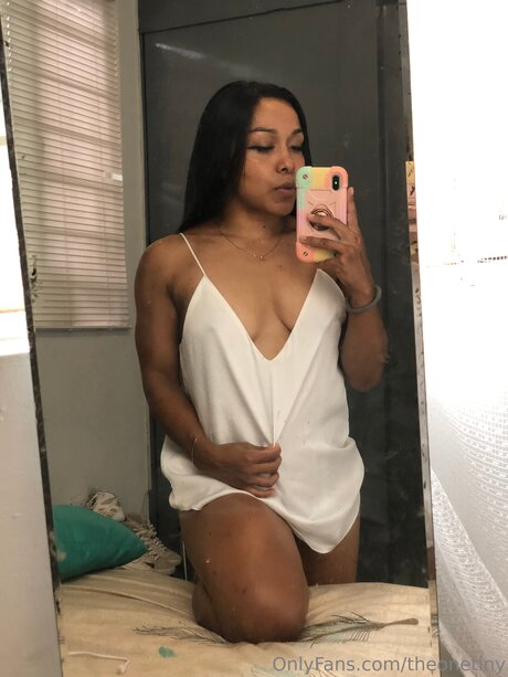 Theonetiny pornstar best pics