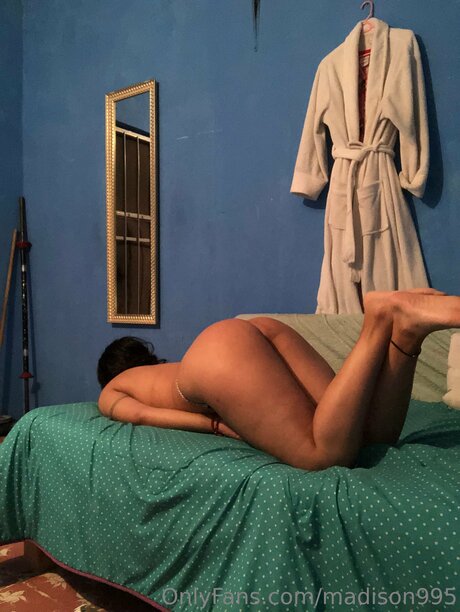 Madison995 beautiful model gallery