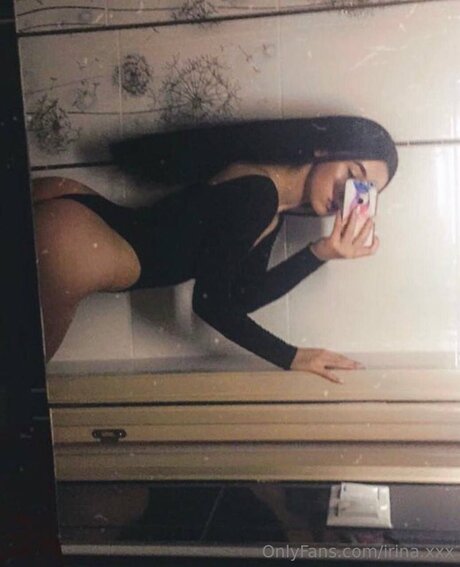 Aisha Khalifa hot actress pic