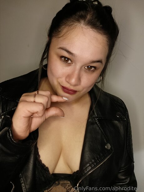 Aphrodite25 sex pornstar img