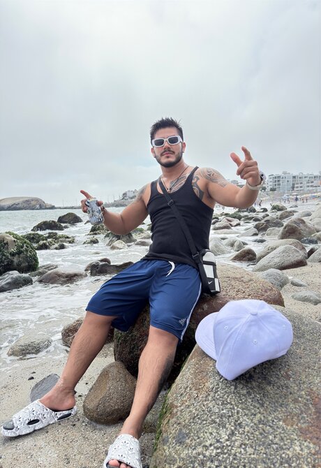 Geronimorufinoo star nude picture