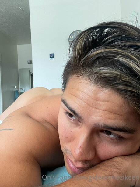 Gideonmazikeen star xxx images