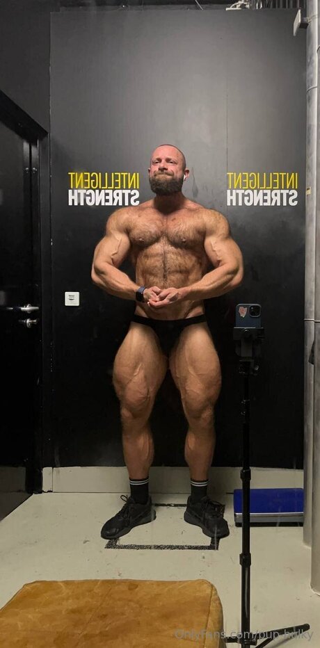 Pup Hulky pornstar nude picture