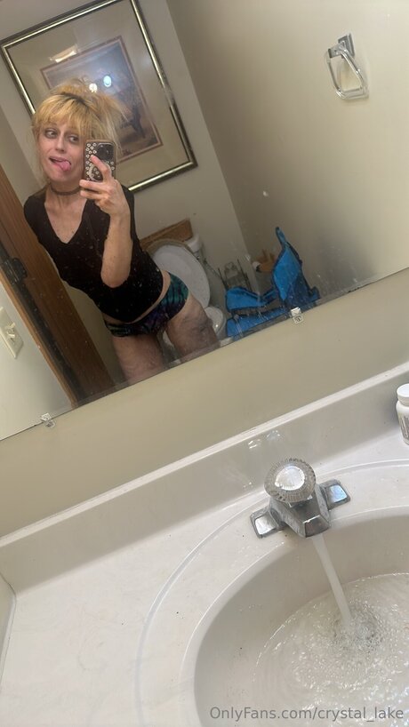 Crystal Lake nude model pictures