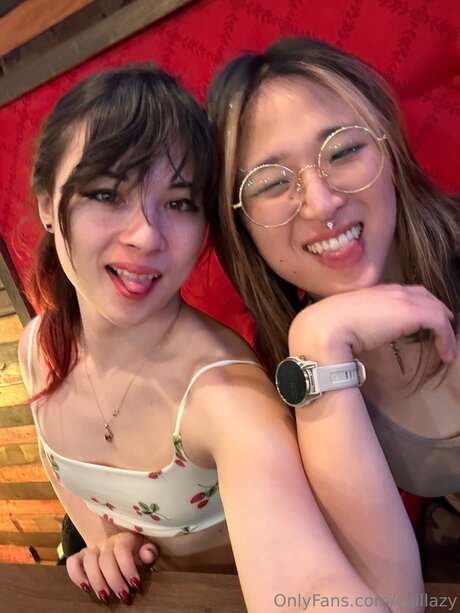 amateur swinger onlyfans xxx image