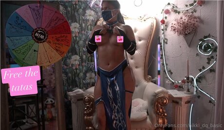 Nikki Dq Basic model porn image