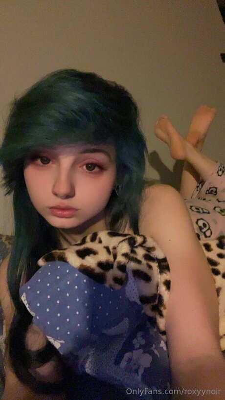 Roxyynoirrr nudes pornstar images