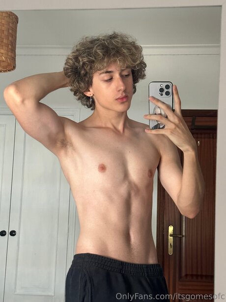 Itsgomesofc beautiful actress archive