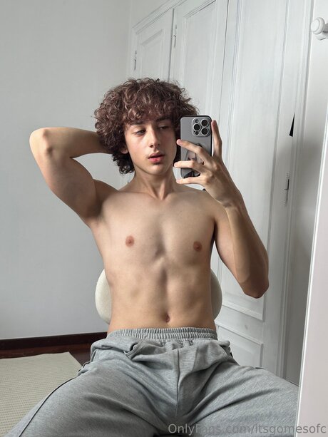 thigh high boots onlyfans xxx picture