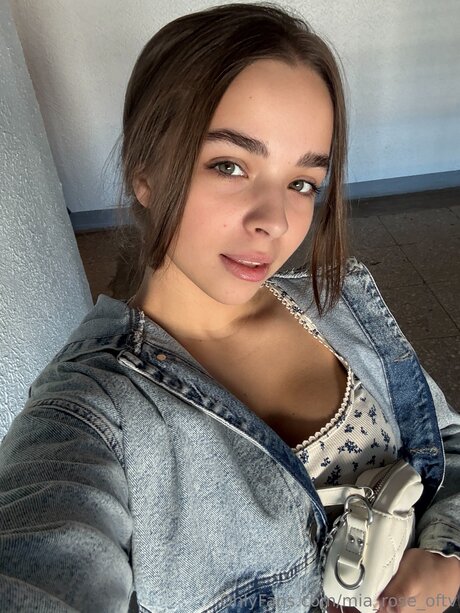 Mia Rose Oftv nice model image