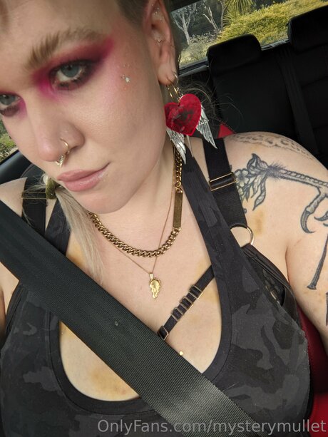 Mysterymullet pretty model pictures