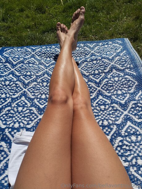 Bellavontroubles art star picture