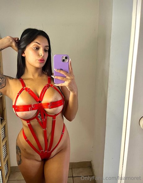 Luamoret pornstar exclusive pics