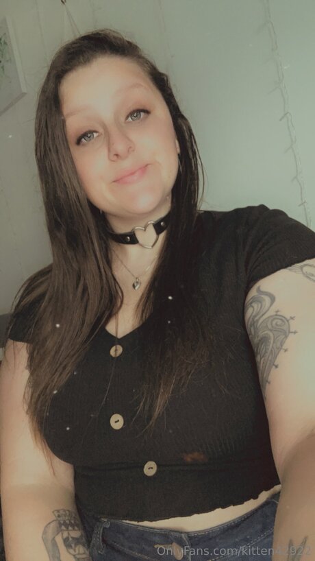 Kitten42922 free model pictures