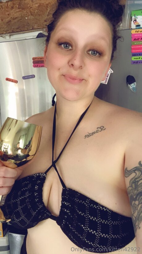 Kitten42922 model nude galleries