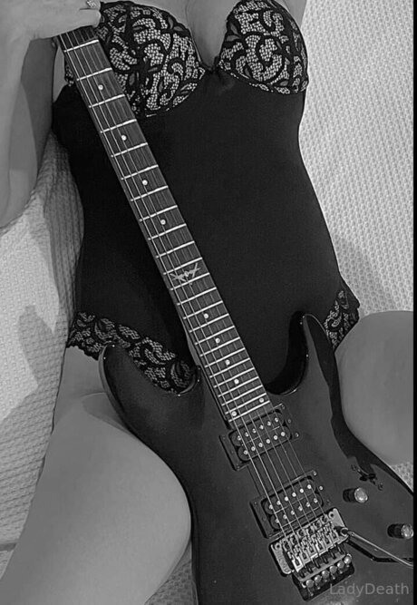 U137557190 erotic actress pics