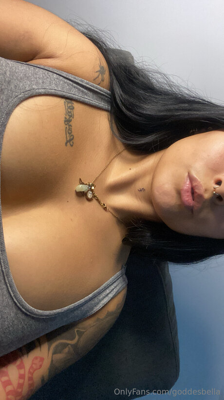 Goddesbella art pornstar pics