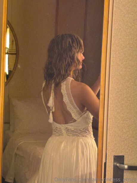 Iamprincess Emily nude actress img