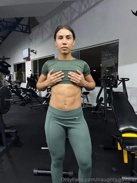 Naughty Gymrat sex model photo